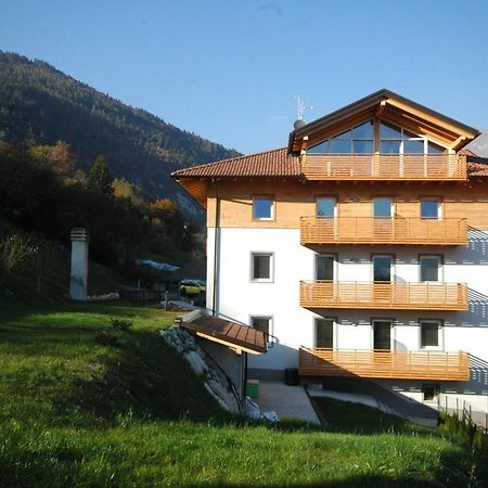Residenza Castel Restor Comano Terme Bagian luar foto