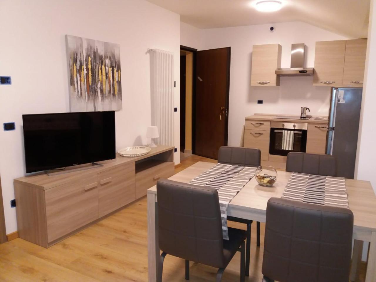 Residenza Castel Restor Comano Terme Bagian luar foto