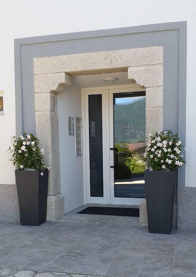 Residenza Castel Restor Comano Terme Bagian luar foto